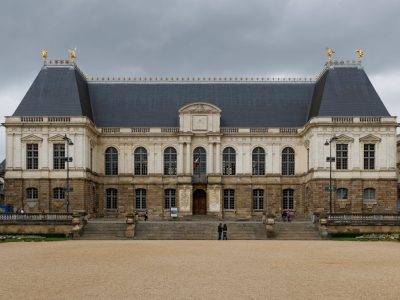 Palais_du_parlement_de_Bretagne,_Rennes